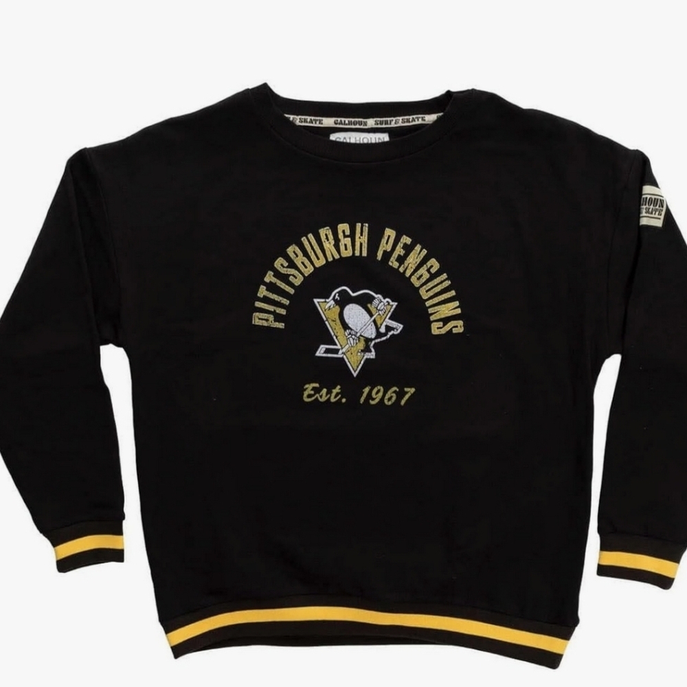 NWT Calhoun NHL Women M French Terry Crewneck Sweatshirt Officially Licensed 😀